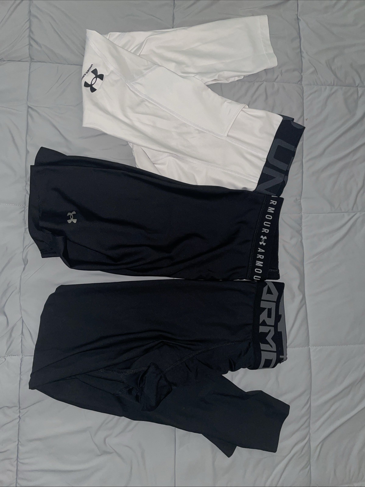 Men’s Under Armour Lot Of 3 Compression Baselayer Size Medium