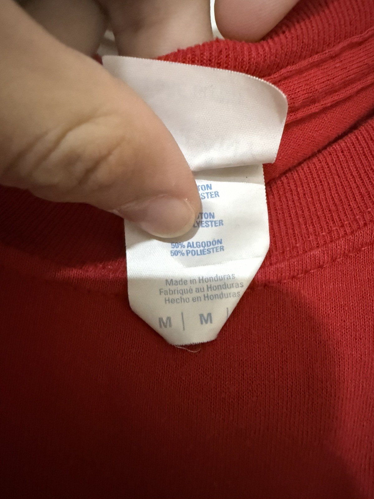 BJS Wholesale Club Red T-Shirt Crew-Neck Short Sleeve Size M (READ DESCRIPTION)