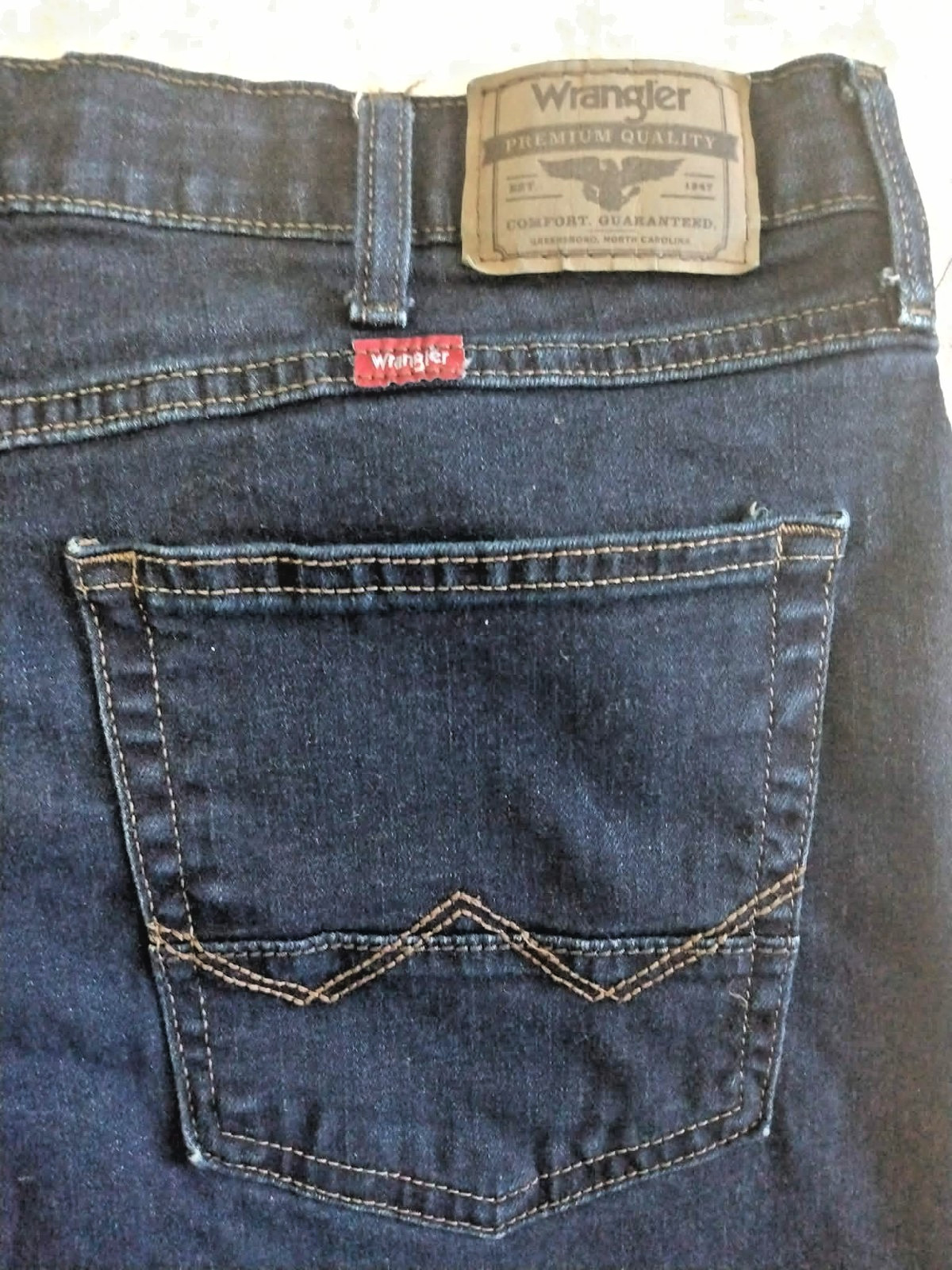 Wrangler Premium Quality Mens Jeans 36×32 Blue Straight Fit Comfort Stretch