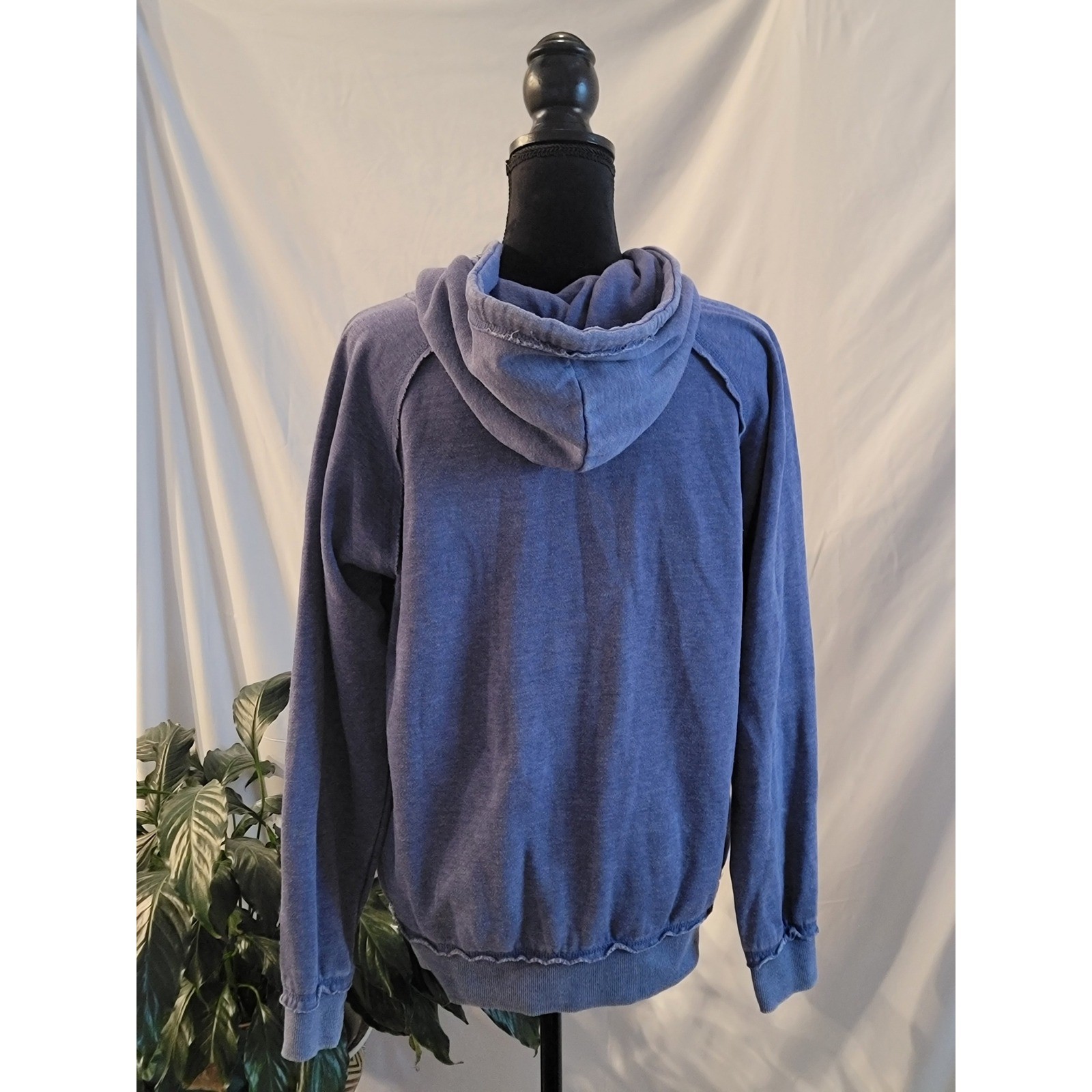 Relaxx Vermont Graphic Hoodie Blue Distressed Raw Edge Pullover Mens XL