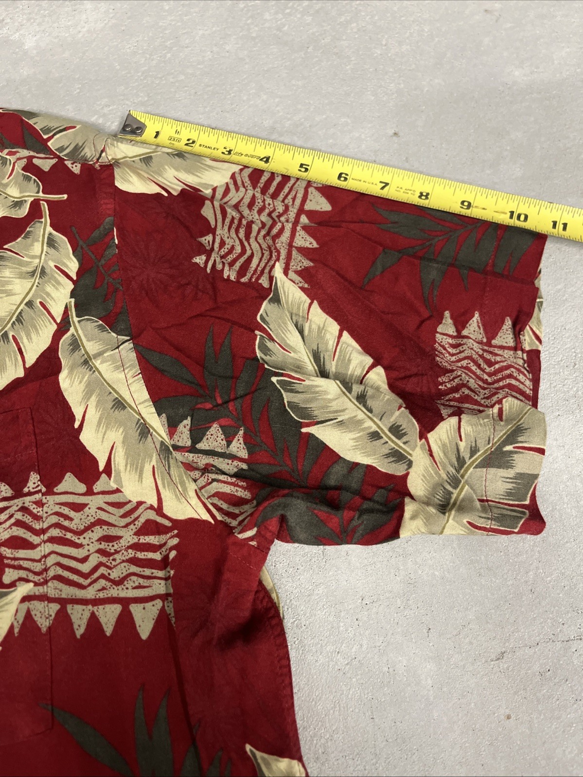 Hollis River Men’s Red Floral Hawaiian Tropical Short Sleeve Button-Up Shirt XL