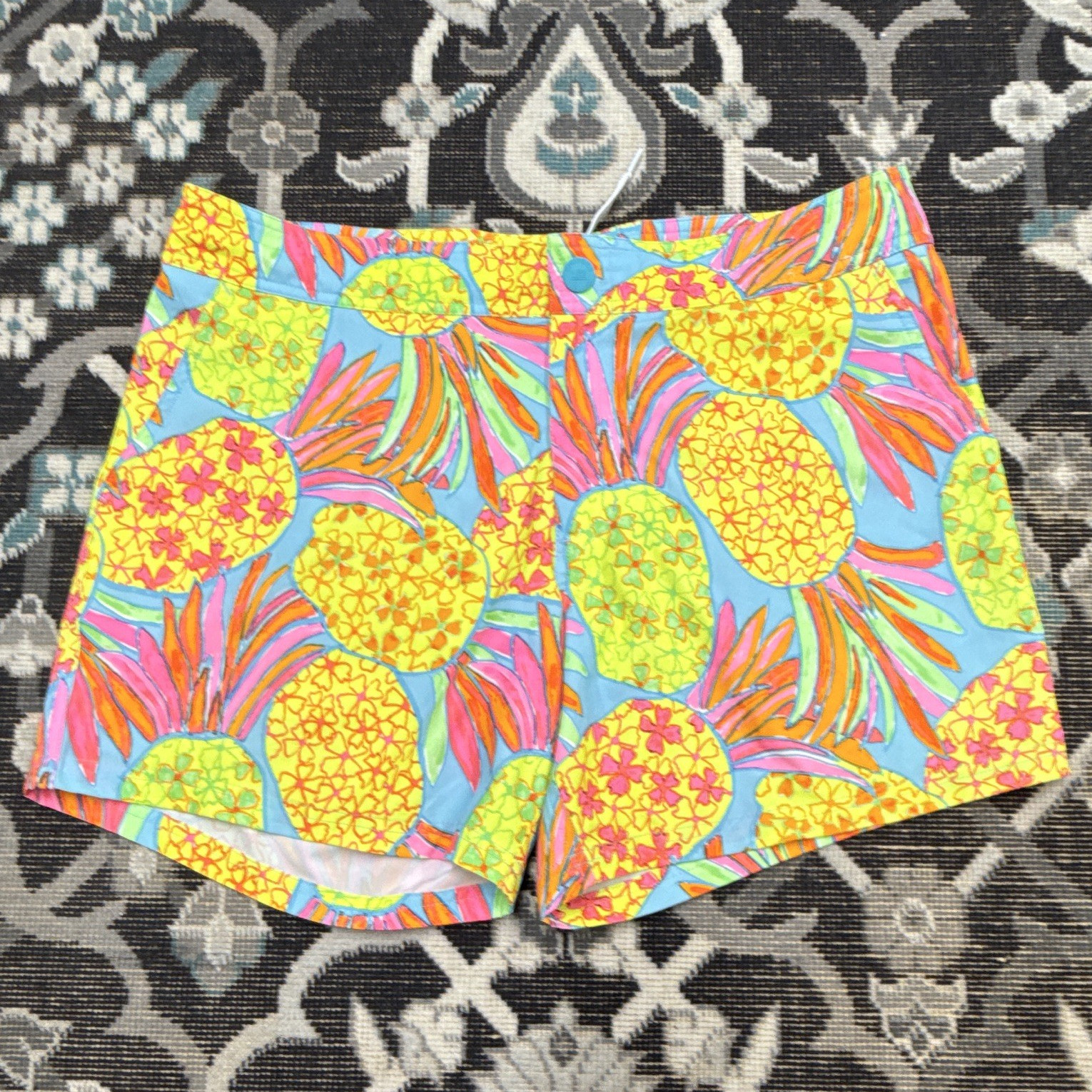 Chubbies Men’s Tropical Pineapple Lined Swim Shorts Mesh Polyester Zip Pocket