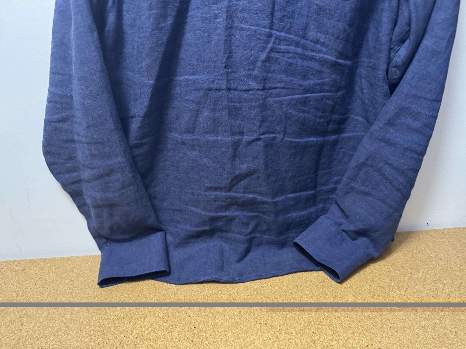 UNTUCKit 100% Linen Shirt Mens L Blue Vin Santo Navy Wrinkle Resistant Summer