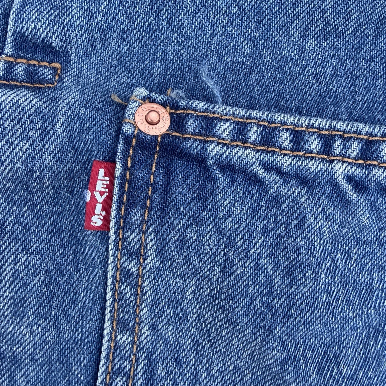 NWT Levis Premium Big E Type 1 Trucker Jacket Mens L Denim Buckle Cinch Back New