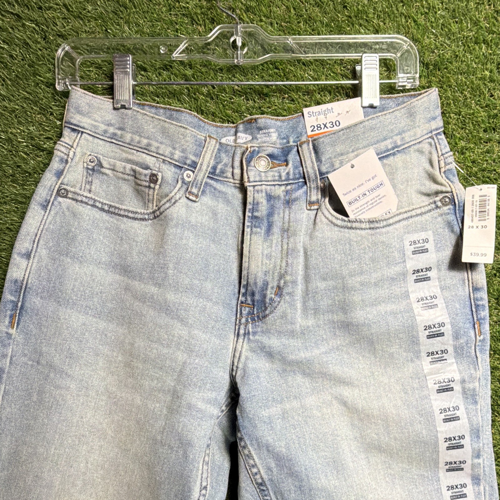 Old Navy Men’s Built-In Flex Straight Fit Light Wash Denim Jeans Stretch