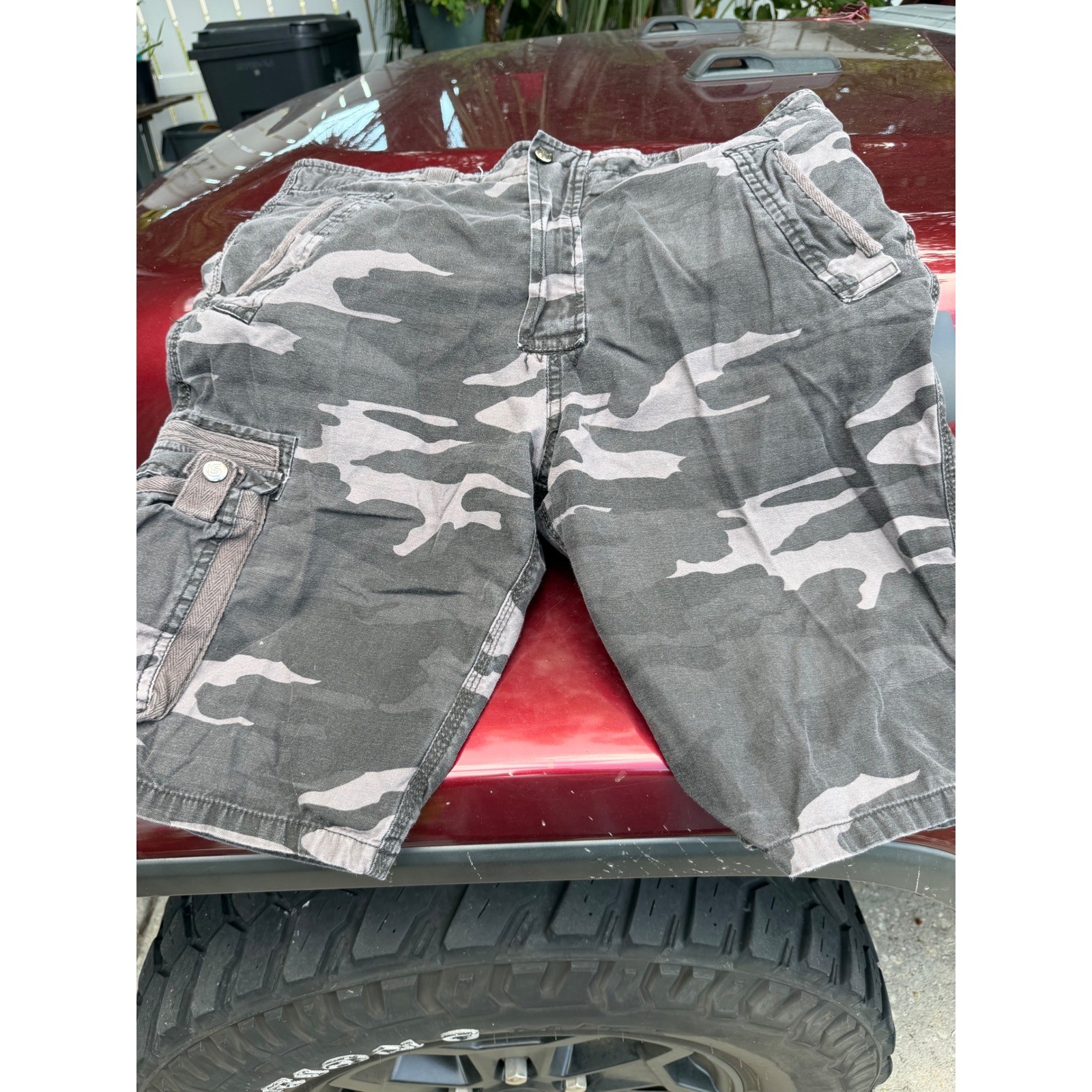 Rogue State Mens Grey Camo Cargo Shorts Size 34 Cotton Utility Tactical Casual
