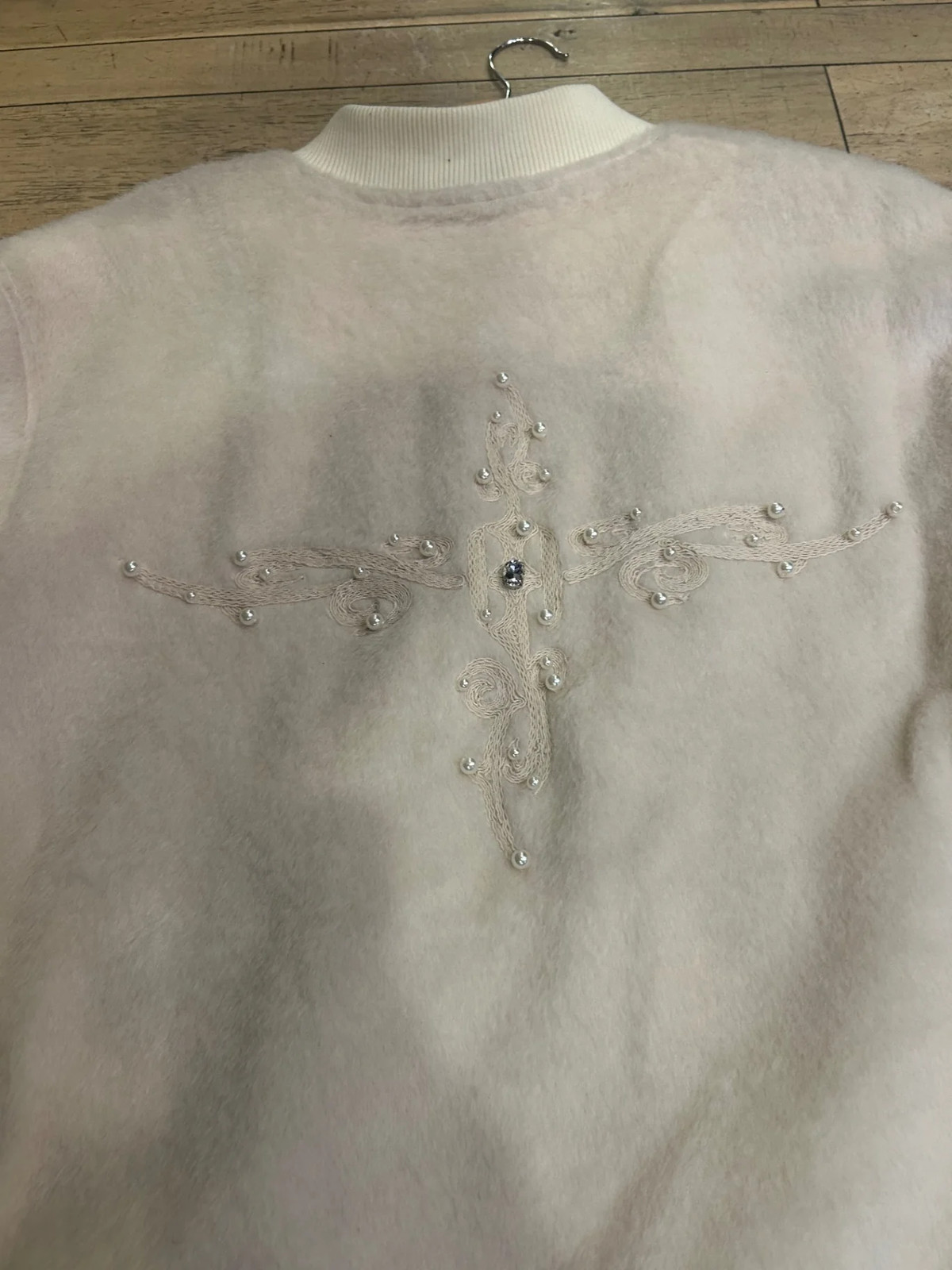 Birth of Royal Child Pearl Embroidered Wool Jacket XL Cream/White