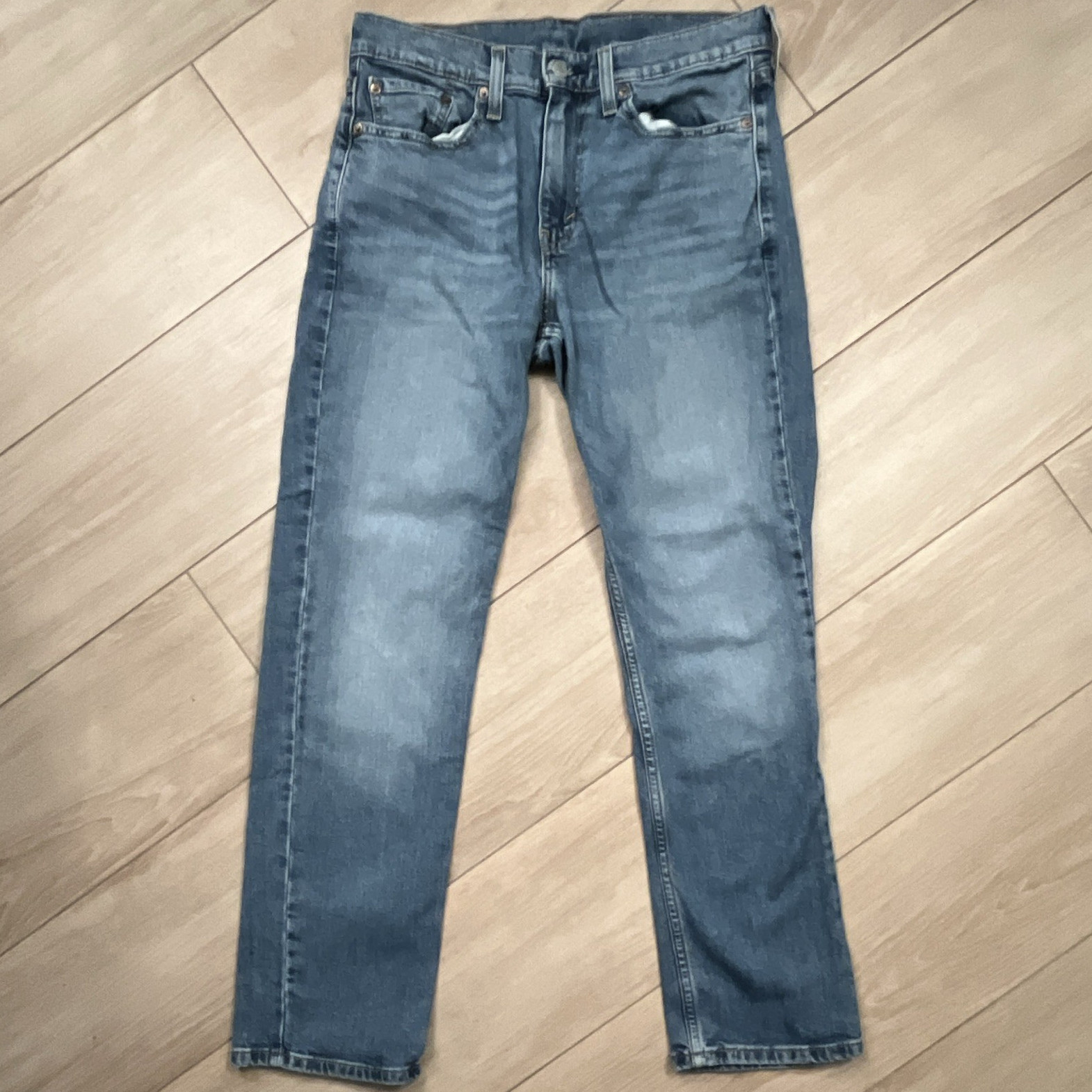 Levi’s Men’s Blue Medium Wash 514 Denim Jeans Slim Fit Straight Mid Rise 30×29