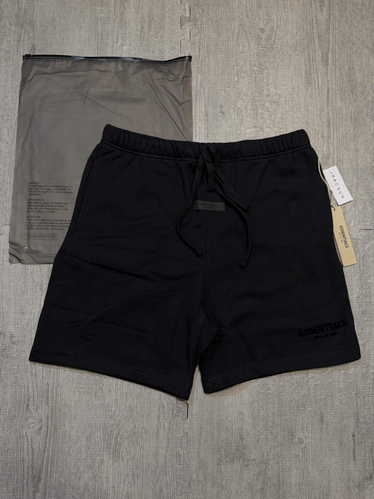 Fear of God Essentials Shorts SS22 Stretch Limo Black – NEW, Authentic , XS-XL