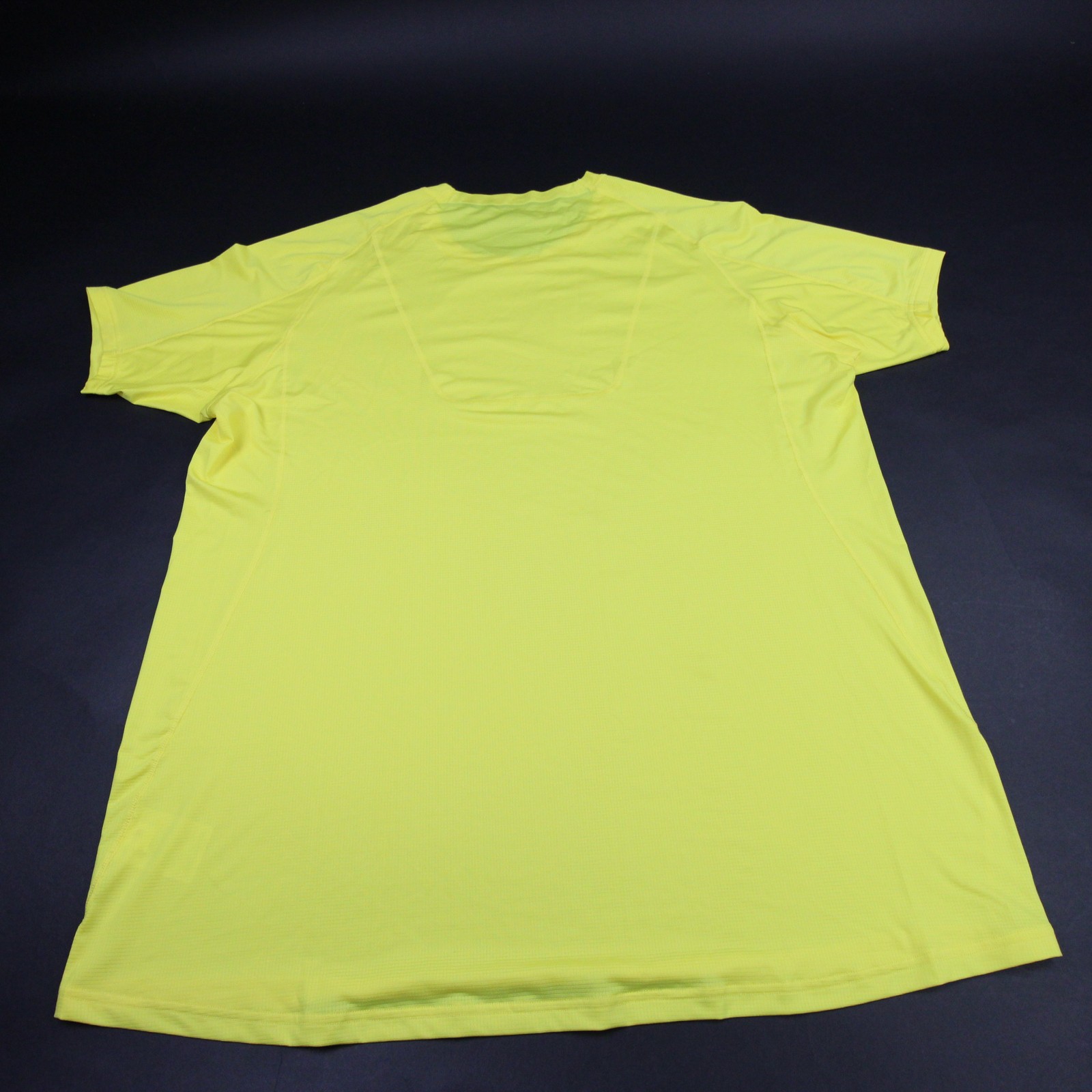 Nike Pro Short Sleeve Shirt Men’s Yellow New without Tags Multiple Sizes