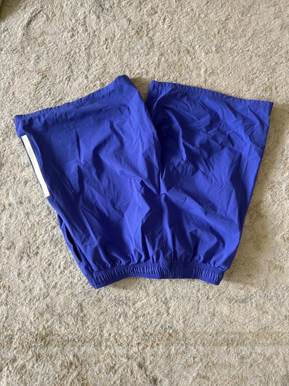 Adidas Men’s FIFA Volunteer 2026 Shorts (size large)