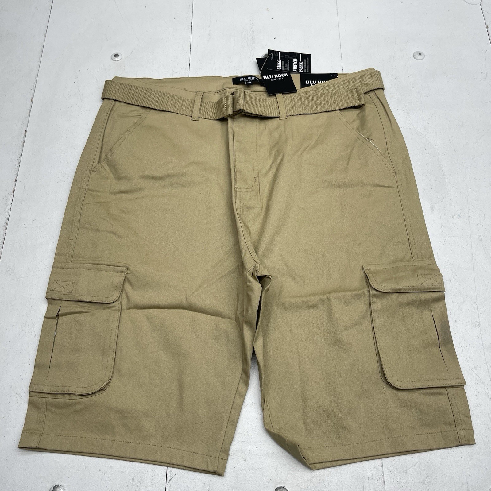 Blu Rock New York Light Beige 4 Way Stretch Belted Cargo Shorts Mens Size 40