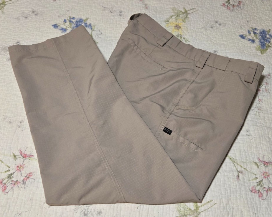 5.11 Tactical Pants Mens 36×30 Beige Covert Khaki 2.0 Ripstop Chino 74461-055