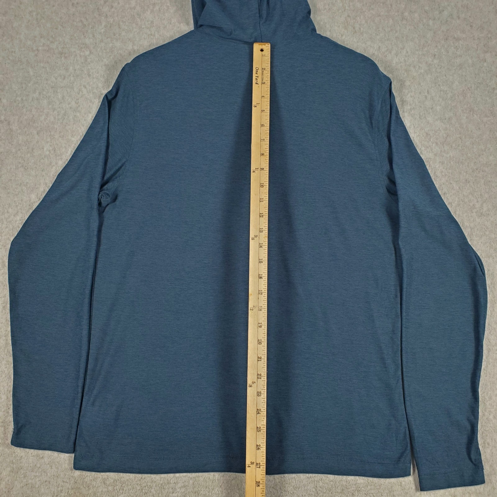 Vuori Strato Tech Hoodie Men’s Med Performance Lightweight Stretch Blue V1019