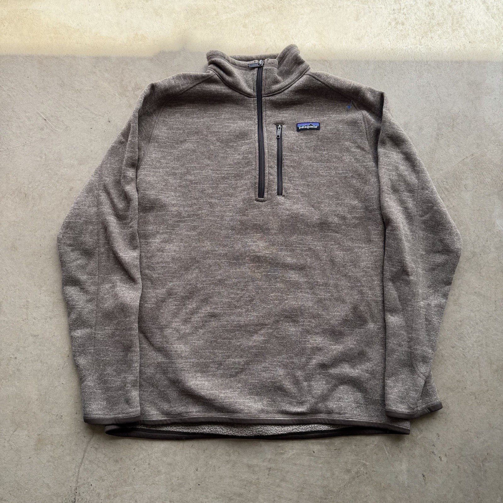 2000s men’s Brown Patagonia fleece quarter zip pullover sweater tagged XL