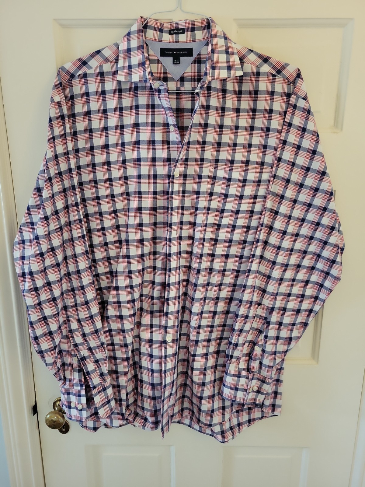 Tommy Hilfiger Men’s Long Sleeve Red and Blue Plaid Button-Up Shirt, Regular Fit