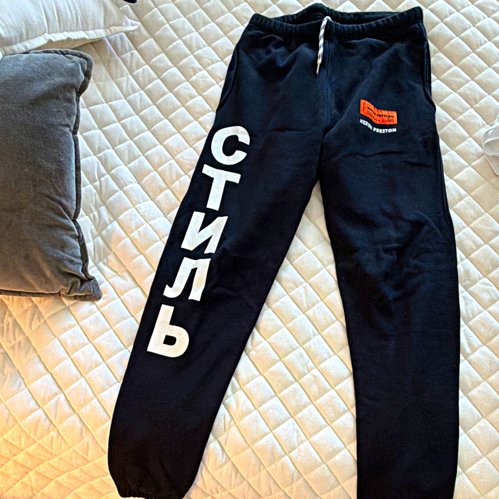 Heron Preston Black Fleece Sweatpants M Drawstring Pockets Tapered Logo Print