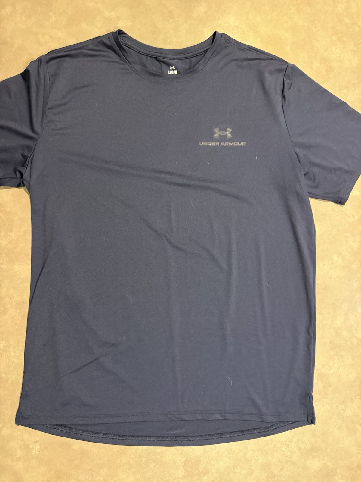 Under Armour Mens Vanish Rush Energy Shirt Large Navy Blue EUC 1383973 S/S Gym