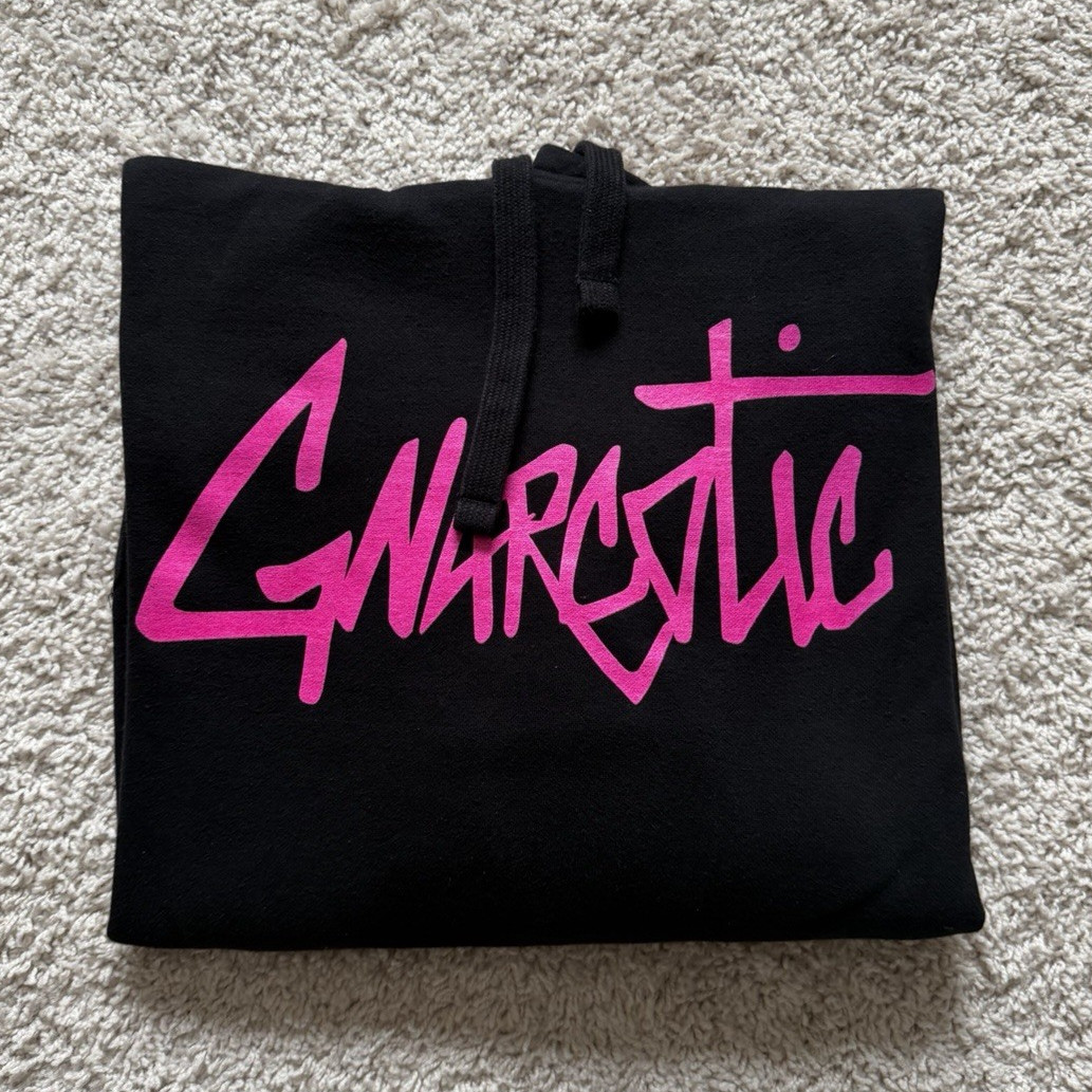 GNARCOTIC x Lil Gnar – Pink “Flame” Hoodie Mens L Black Pullover RARE 2018 Drop