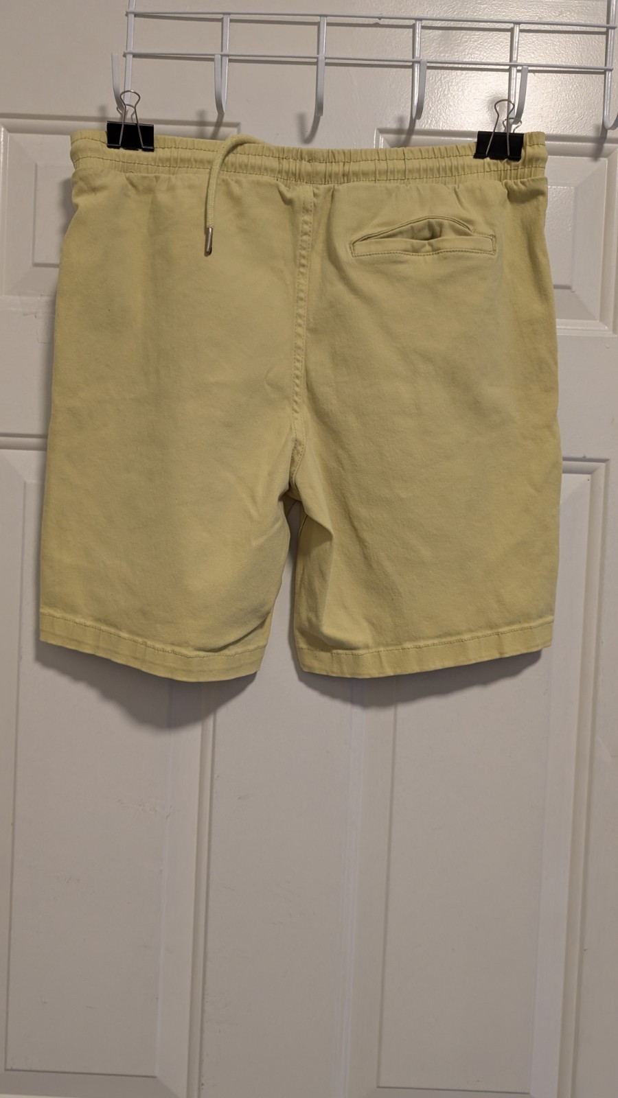 Forever 21 Men’s Pale Lime Green Stretch Shorts Size M Elastic Drawstring Cotton