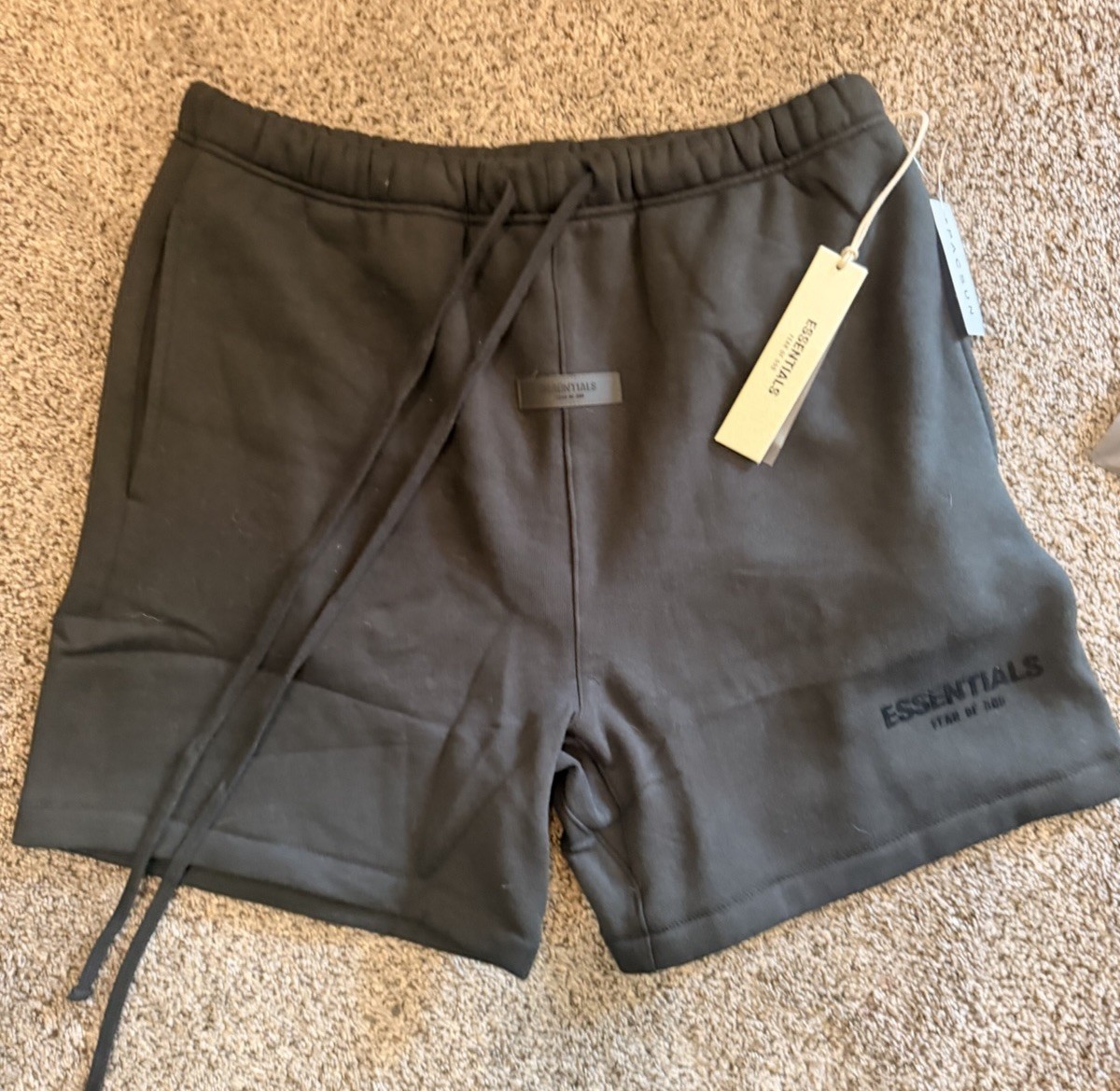 Stretch Limo Short Essentials Fear of Gods SS22 Size large