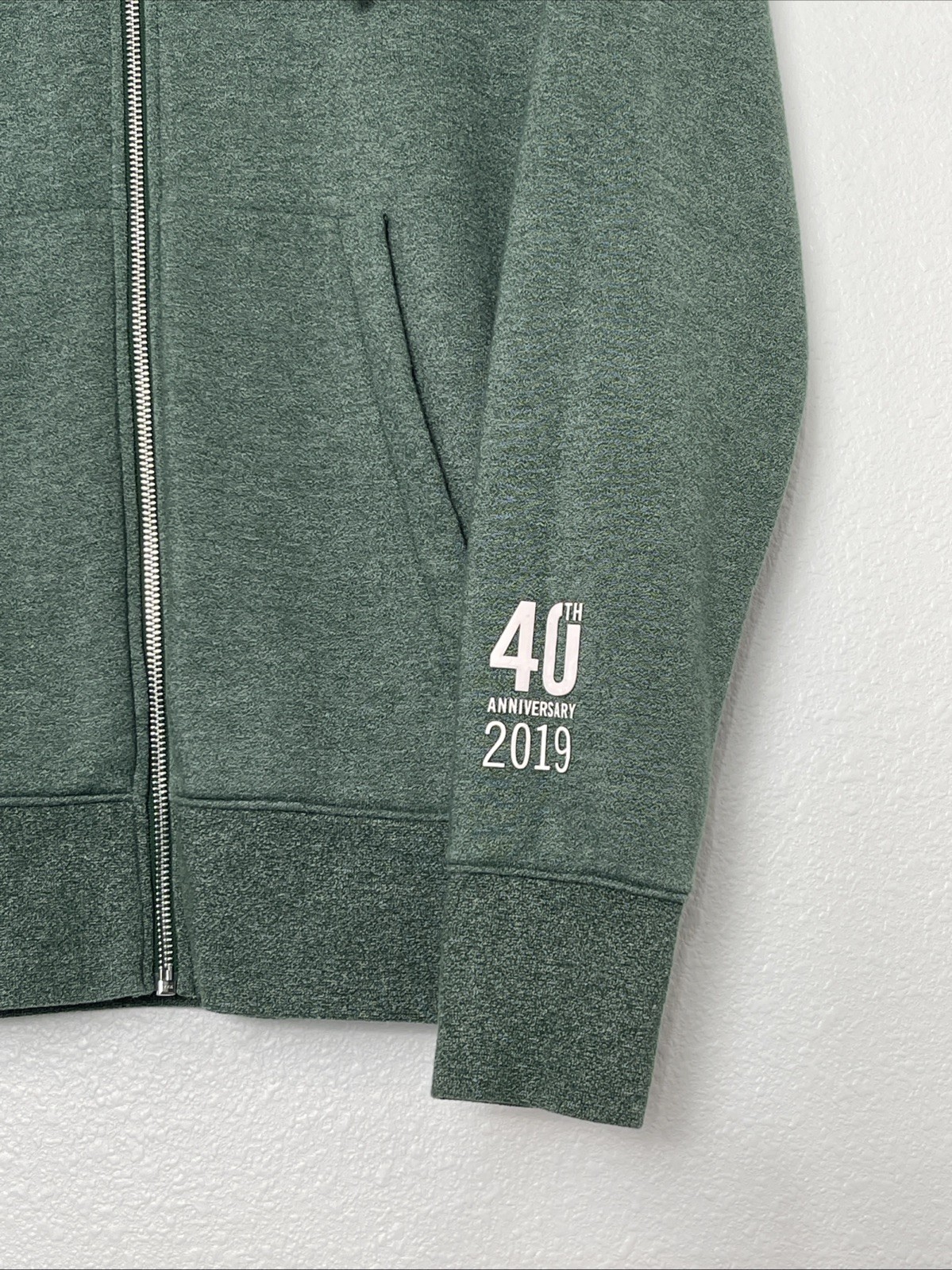 Nike Shamrock Shuffle 8K 2019 Full Zip Hoodie Small Green Running Athleisure