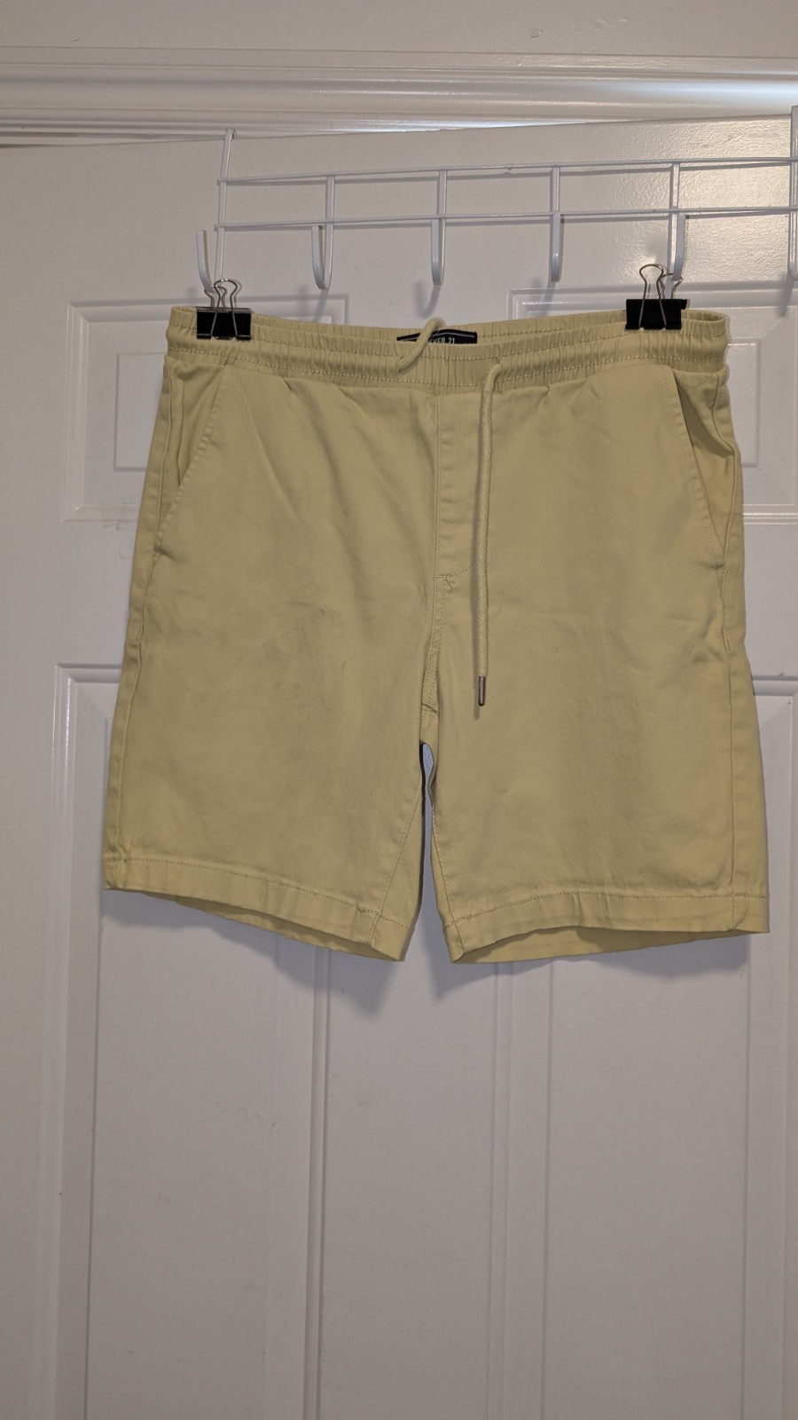 Forever 21 Men’s Pale Lime Green Stretch Shorts Size M Elastic Drawstring Cotton