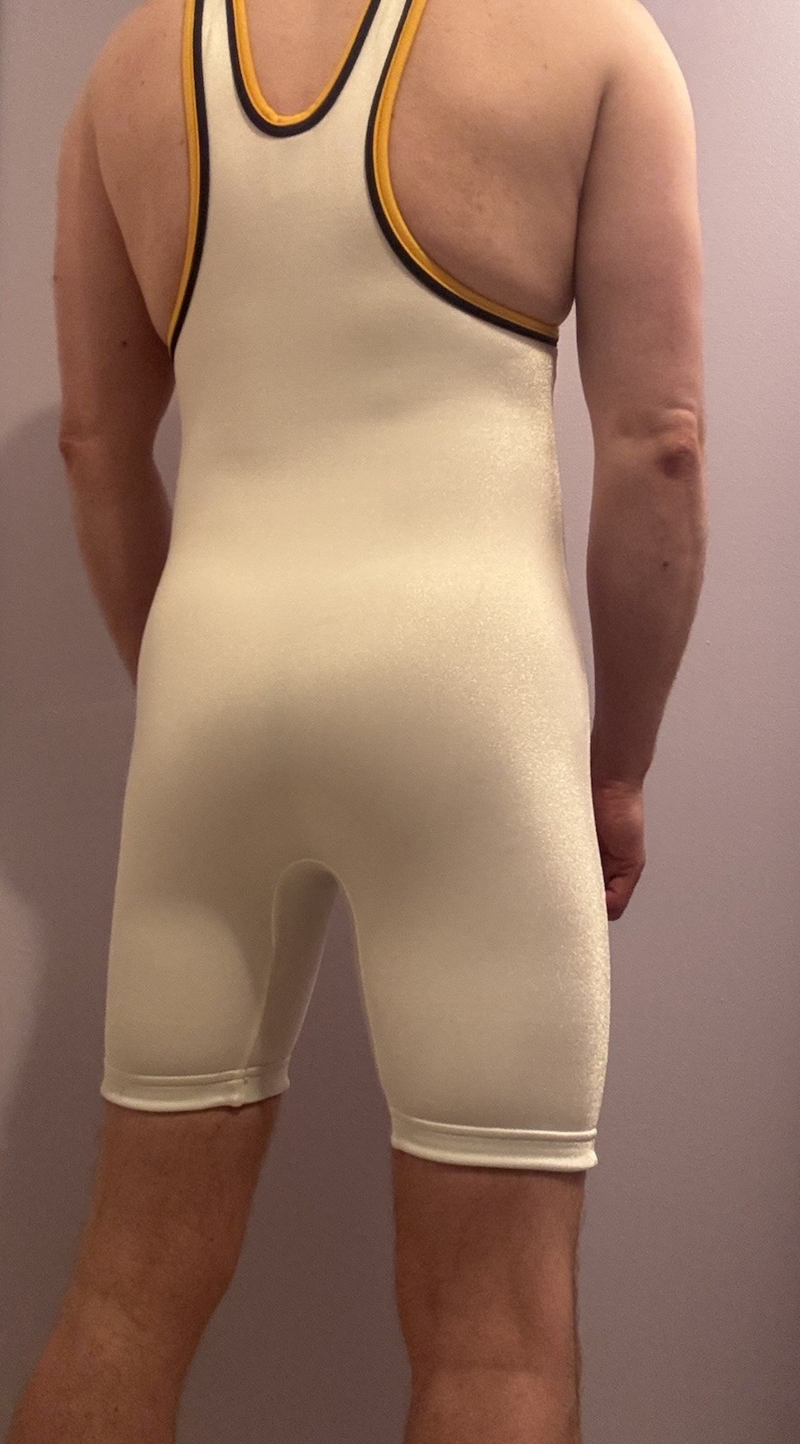 Brute 0104 White Yellow Blue Wrestling Singlet Extra Small XS 92% Nylon 8% Lycra
