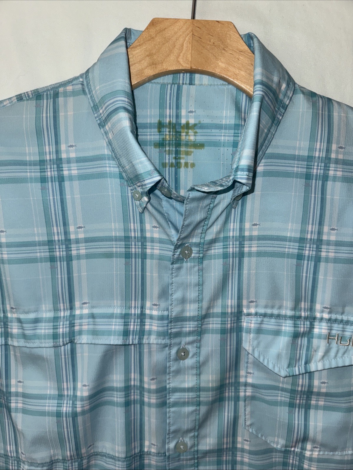Huk Tide Point Fishing Shirt SS Men’s LG Blue Plaid Performance Mesh Vented