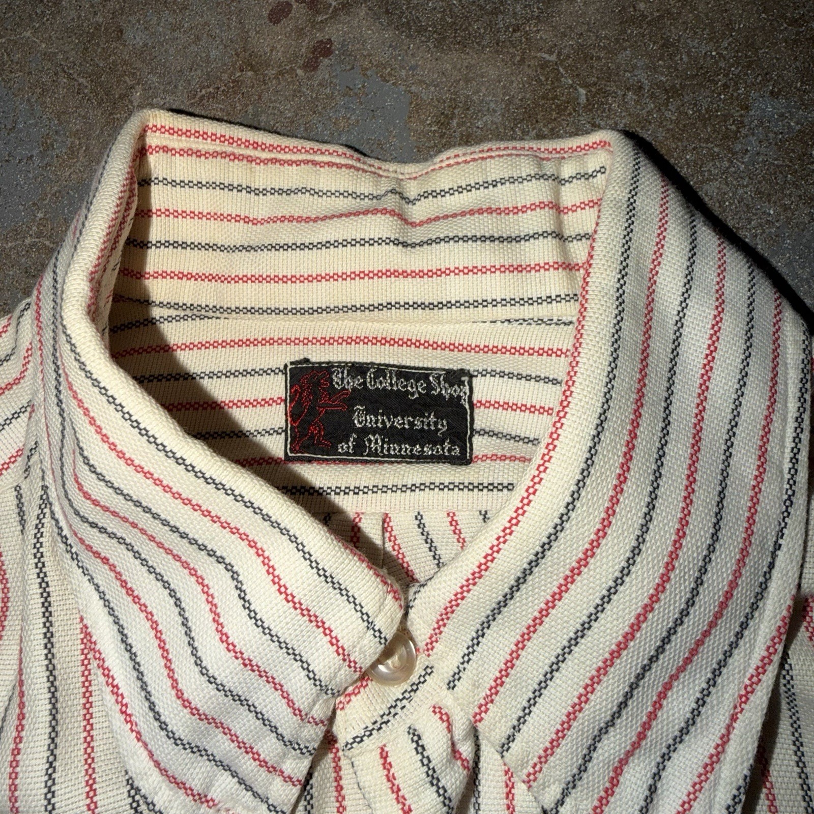 Vintage 1950s University Of Minnesota The College Shop Stripped Button Up Shirt