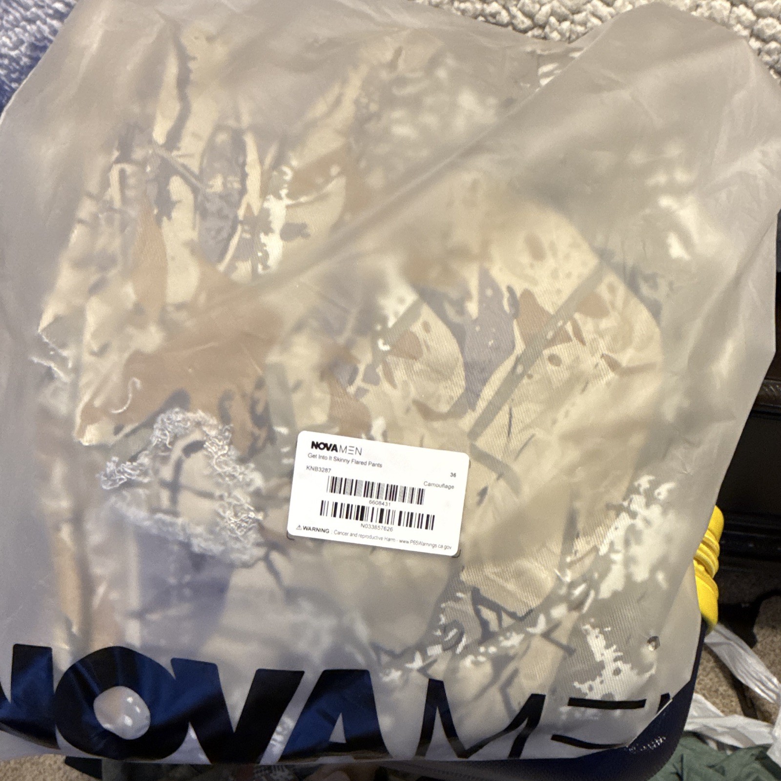 Nova Men Men’s Camouflage Skinny Fit Flared Leg Pants Waist/Size 36 NWT
