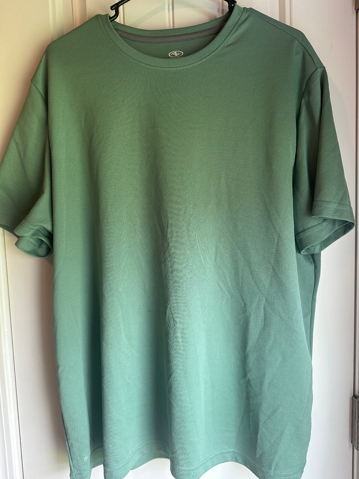 Athletic Works Men’s 2XL Green Short Sleeve Performance T-Shirt
