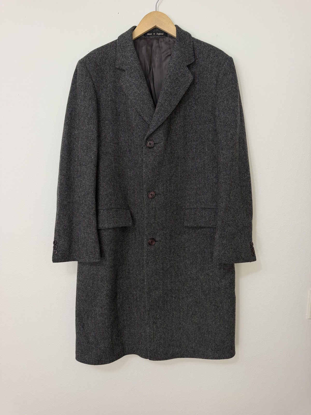 Barneys New York Overcoat Mens 46 Gray Wool Herringbone Tweed Long England