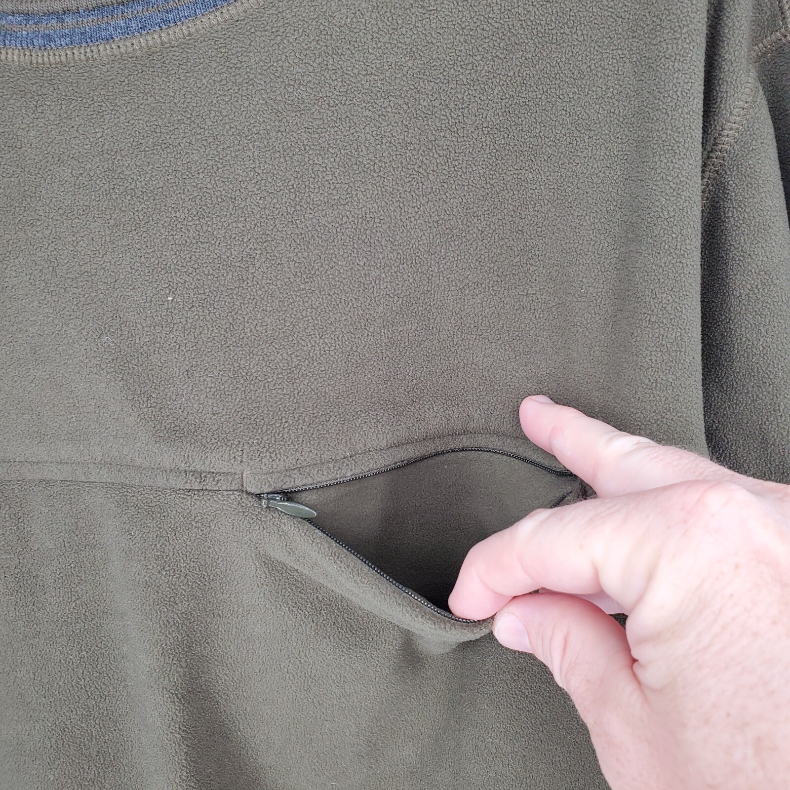 REI Fleece Pullover Sweater Mens Large Dark Olive Green Front Zip Pocket