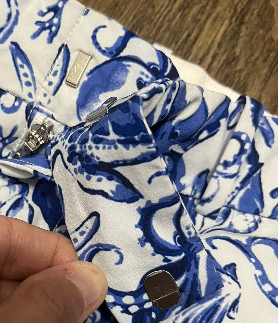 RLX Ralph Lauren Golf Shorts Mens 40 Blue White Octopus Aquatic Ocean Print Flex