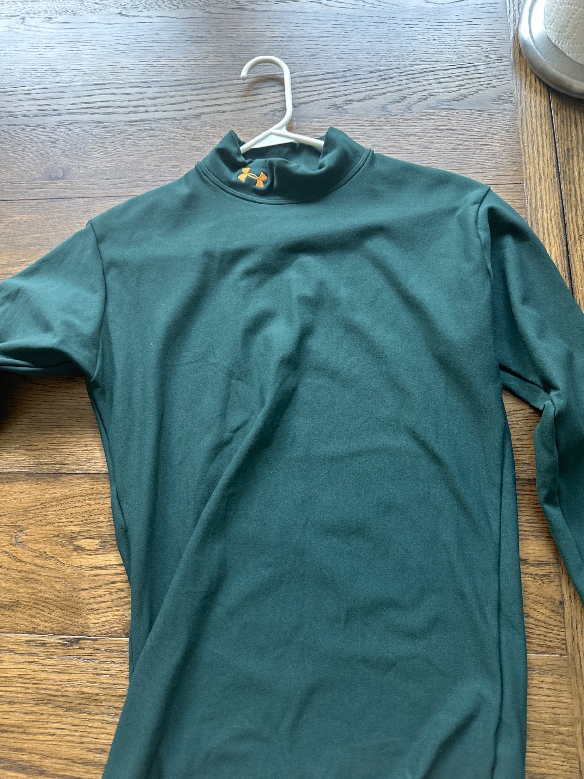 Under armour Slim Fit Shirt – Size XLarge Green