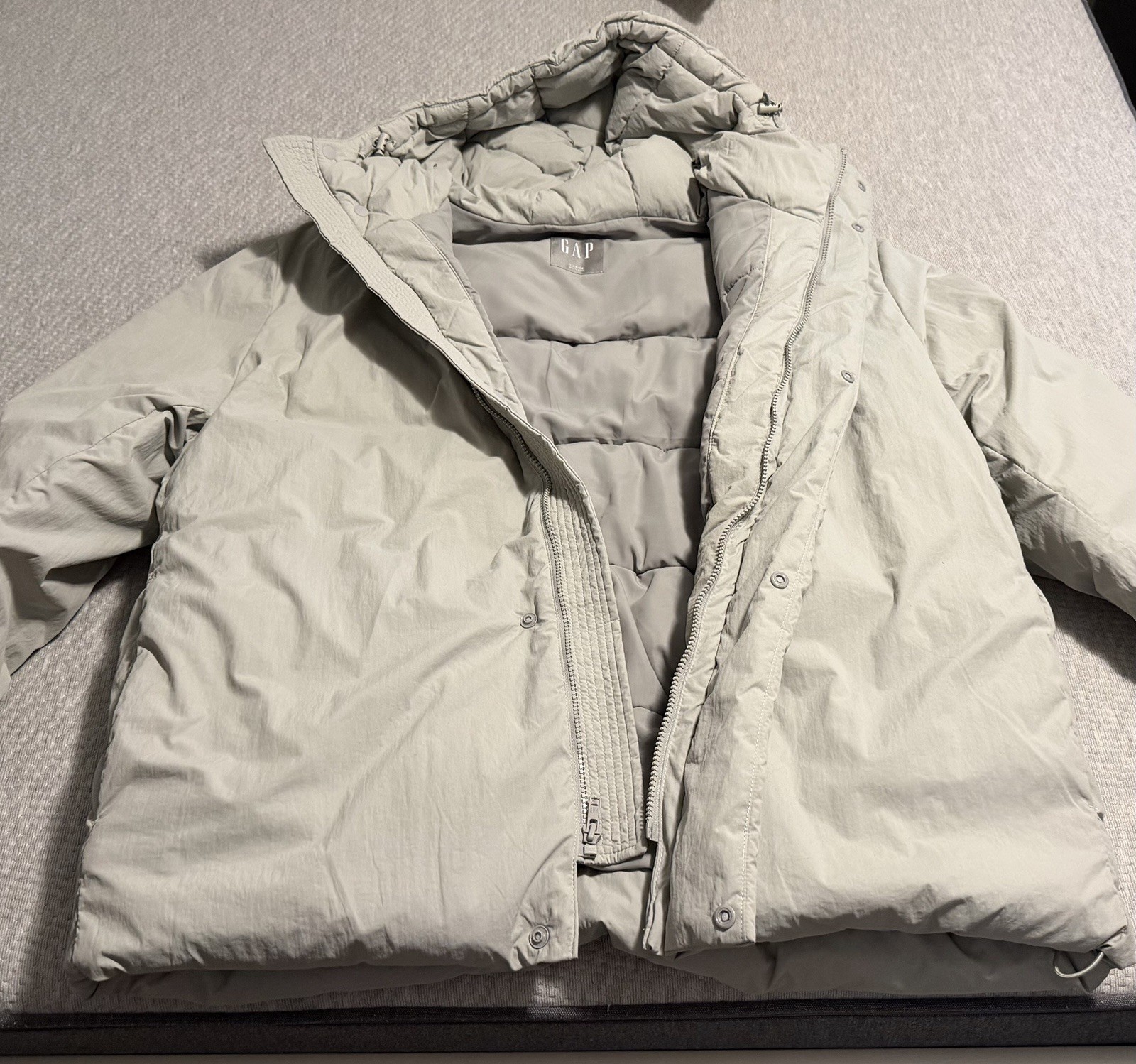 GAP Men’s Hooded Water Resistant Parka Jacket Gray Size L Full Zip *Pre-Owned*
