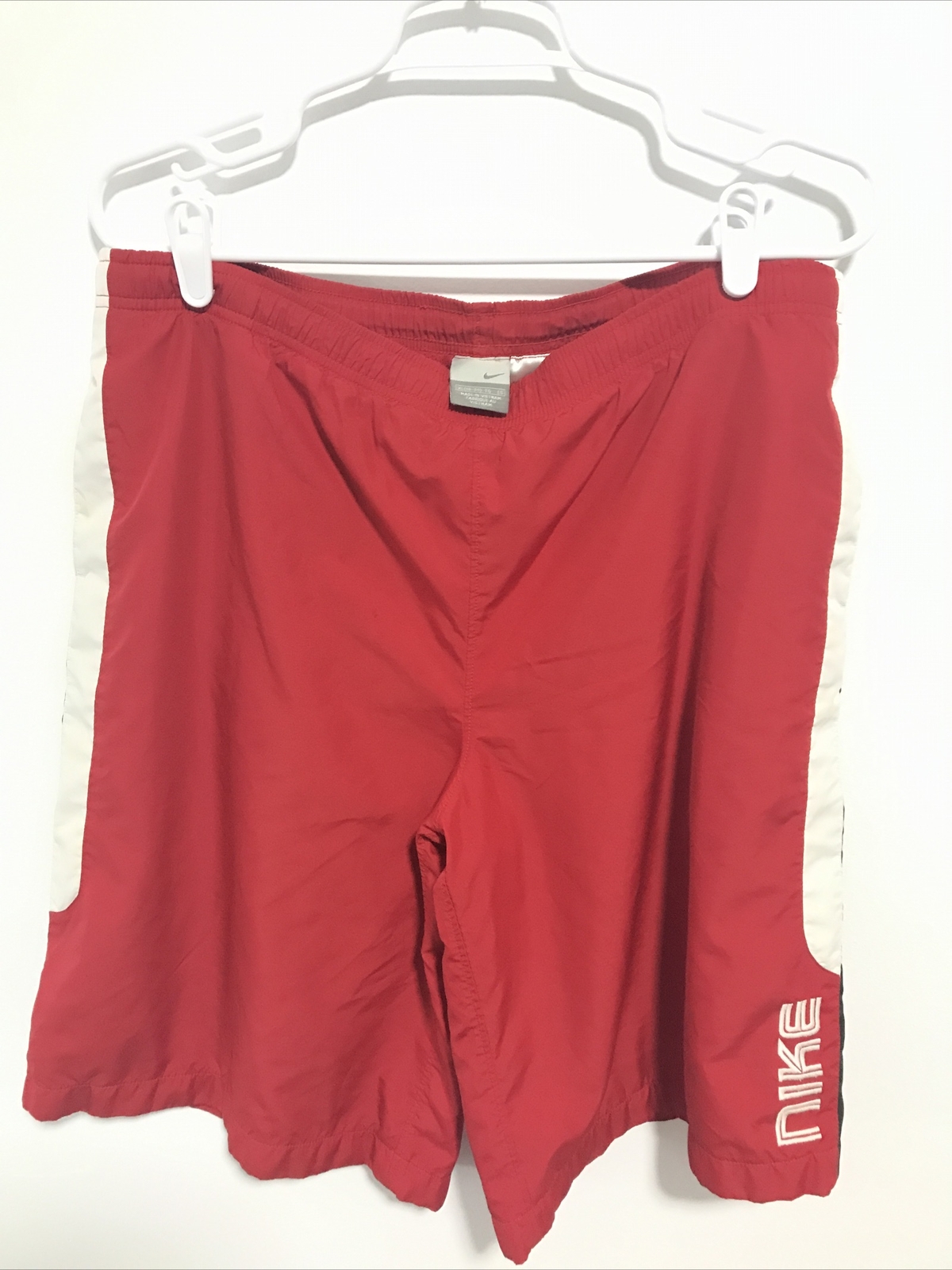 Nike Swim Trunks Youth XL (Fits like Men’s Medium) Red Black White – Silver Tag