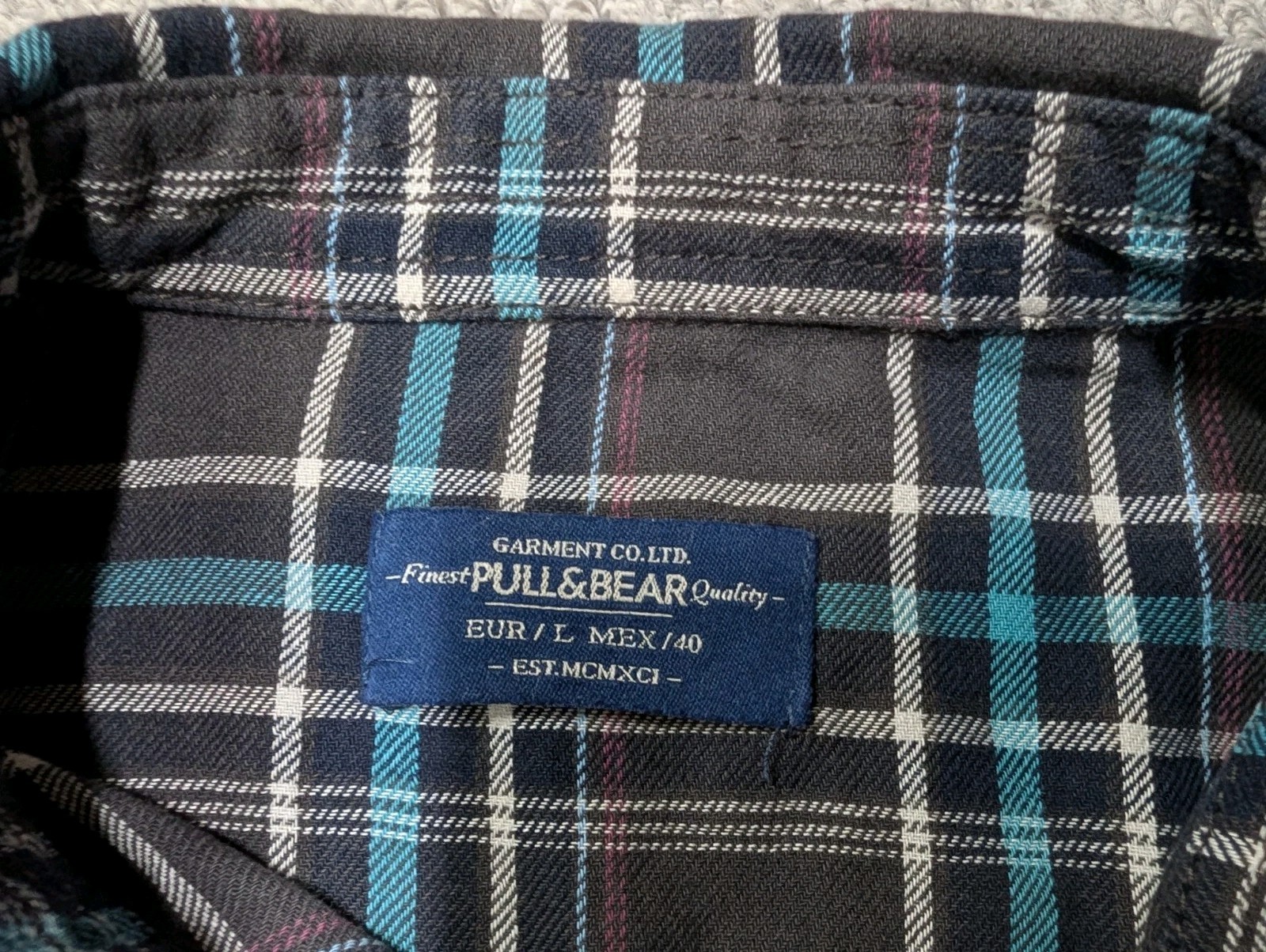 Pull & Bear Men’s Grey Blue Plaid Flannel Worker Snap Button Shirt L