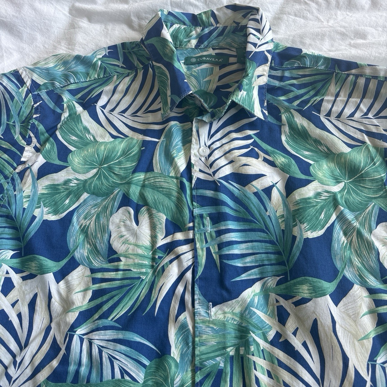 Cubavera Men’s L Regular Short Sleeve Floral Tropical Button-Up Spread Collar