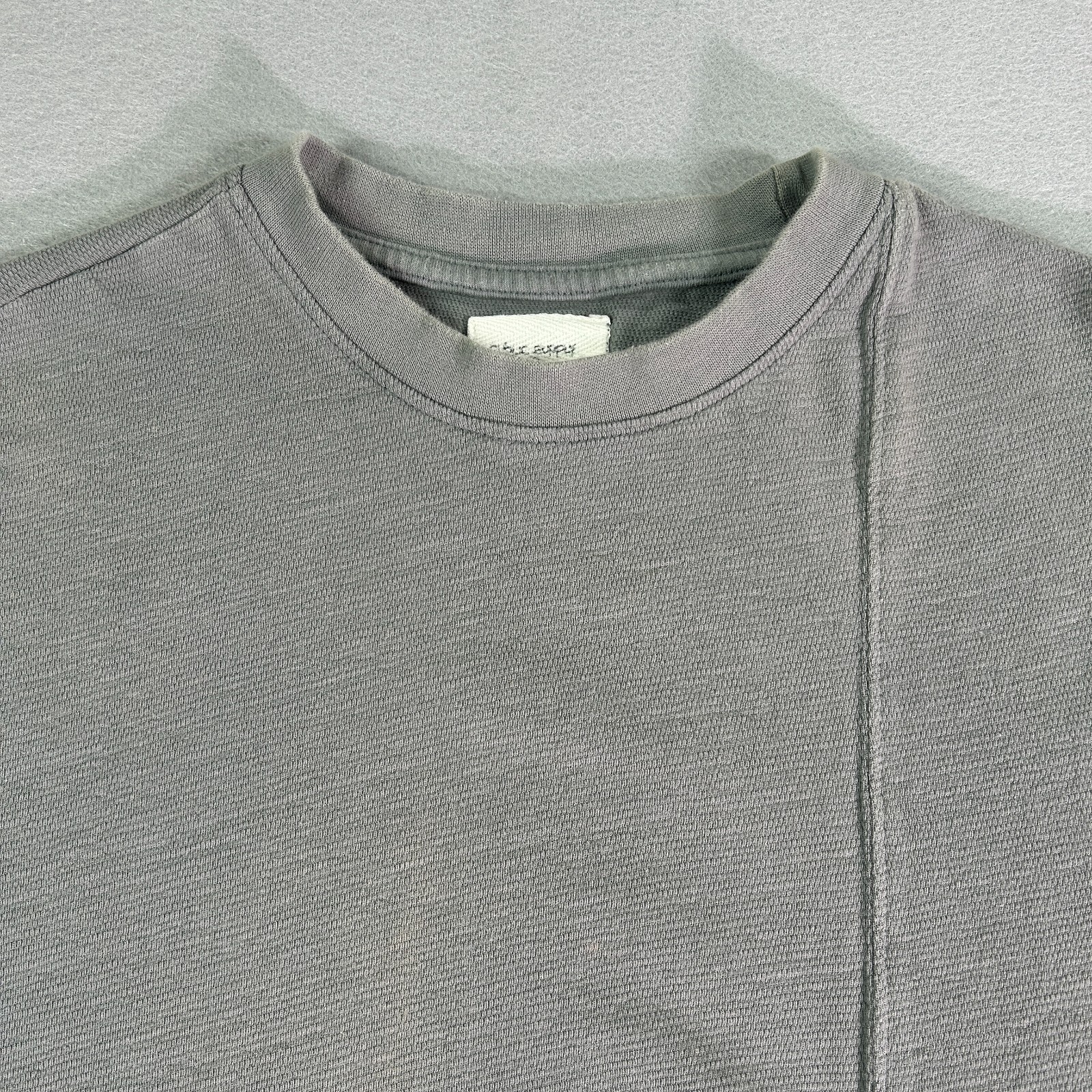 Public Supply Men’s Shirt Small Grey T-shirt Short Sleeve Heavyweight Relaxed
