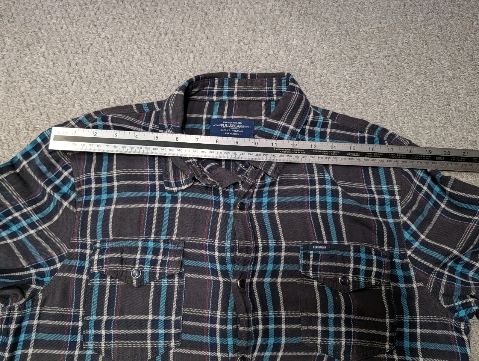 Pull & Bear Men’s Grey Blue Plaid Flannel Worker Snap Button Shirt L