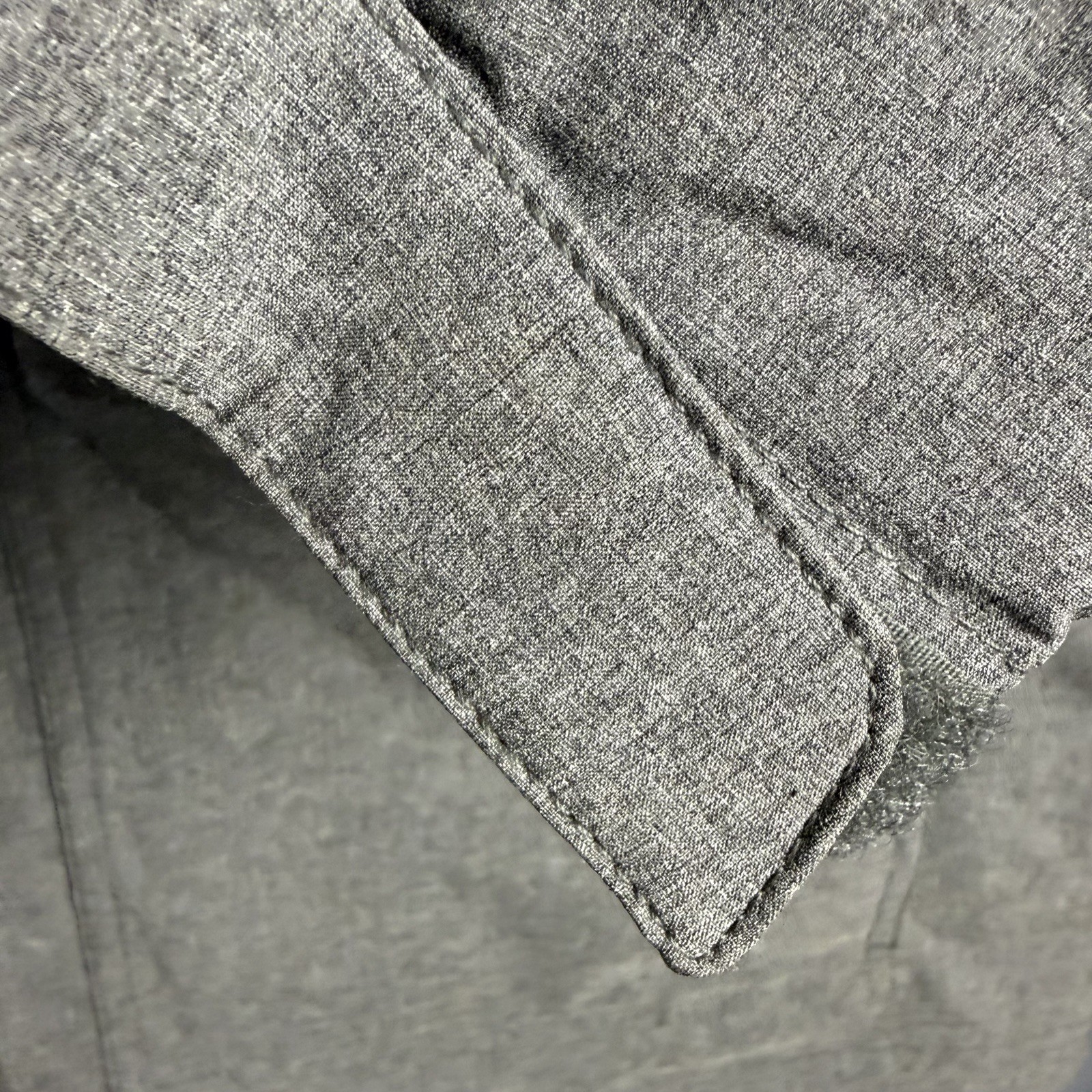 Eddie Bauer Travex Jacket Mens Large Gray Hooded Softshell Full Zip Utility Hike
