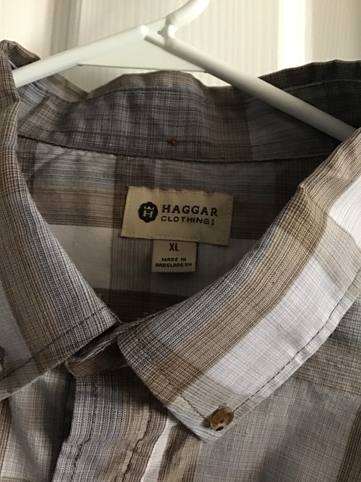 Haggar Clothing Button Front Shirt Men’s XL Brown Gray Plaid Cotton Blend