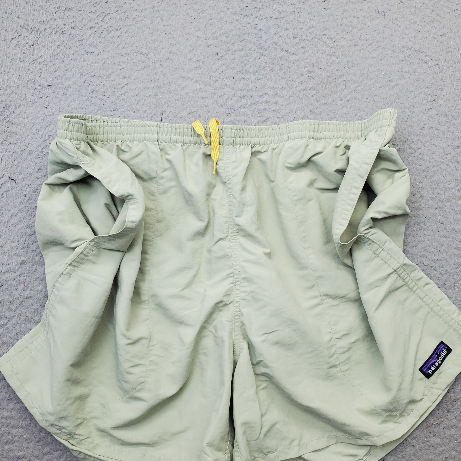 Patagonia Swimwear Trunk Shorts Mens 2XL Green Lined Stretch Elastic Waistband