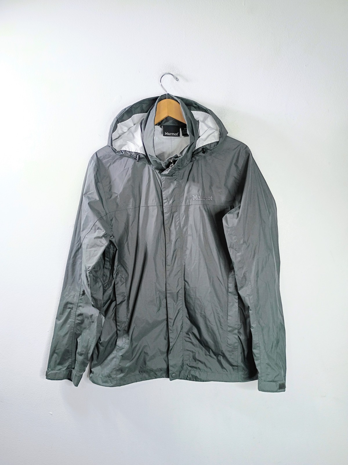 Marmot PreCip Eco Hooded Rain Jacket Men’s Medium – Grey