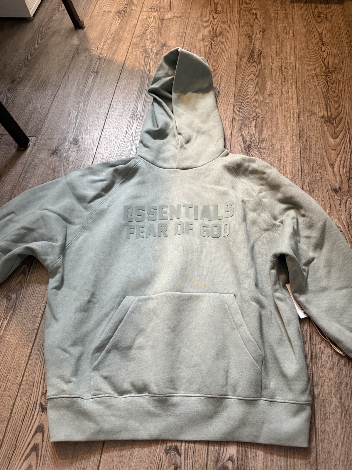 Essentials Sycamore Pullover Hoodie Size Small Hooded Logo Pockets