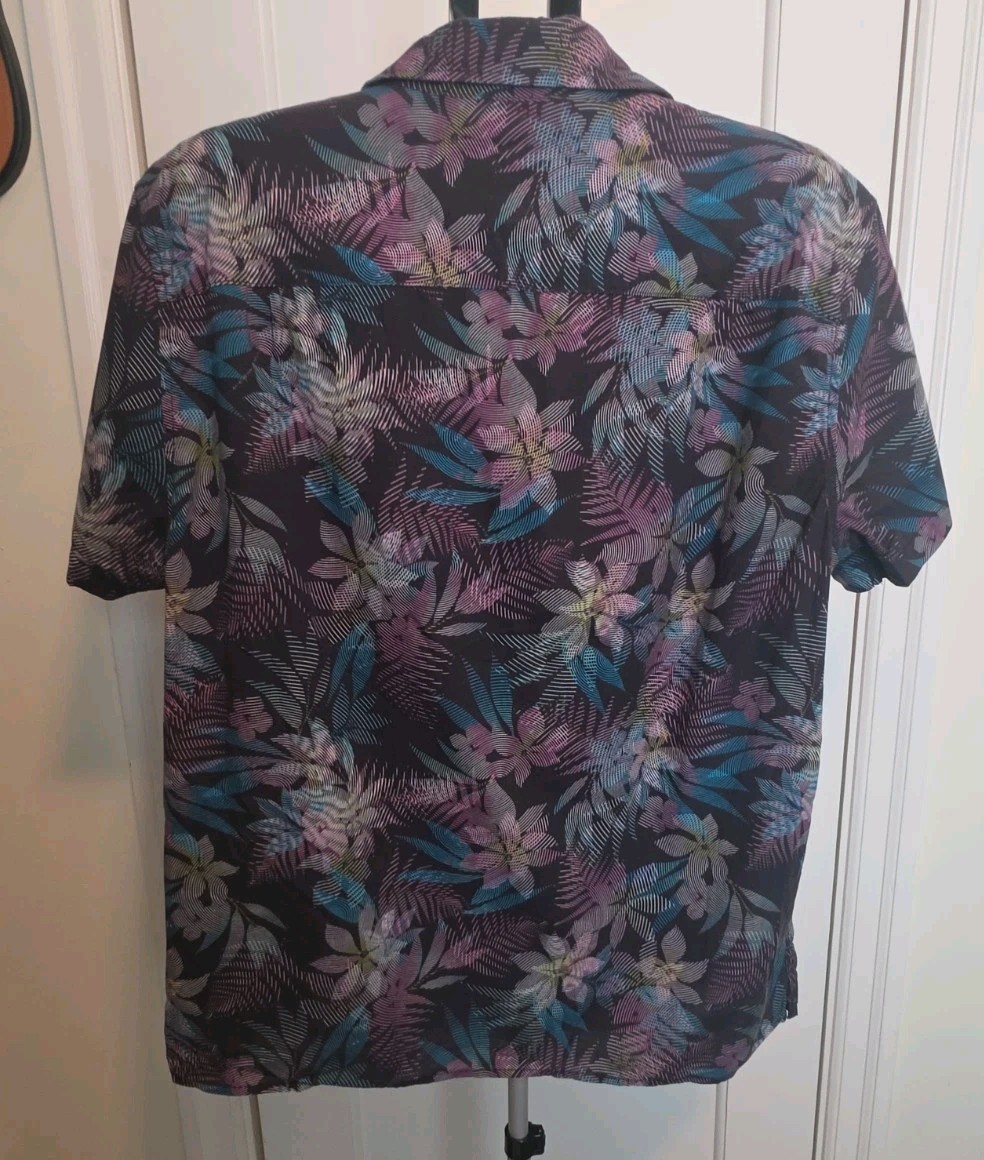 AE American Eagle Outfitters Mens Large L Button Up Shirt Tropical Palm Flower