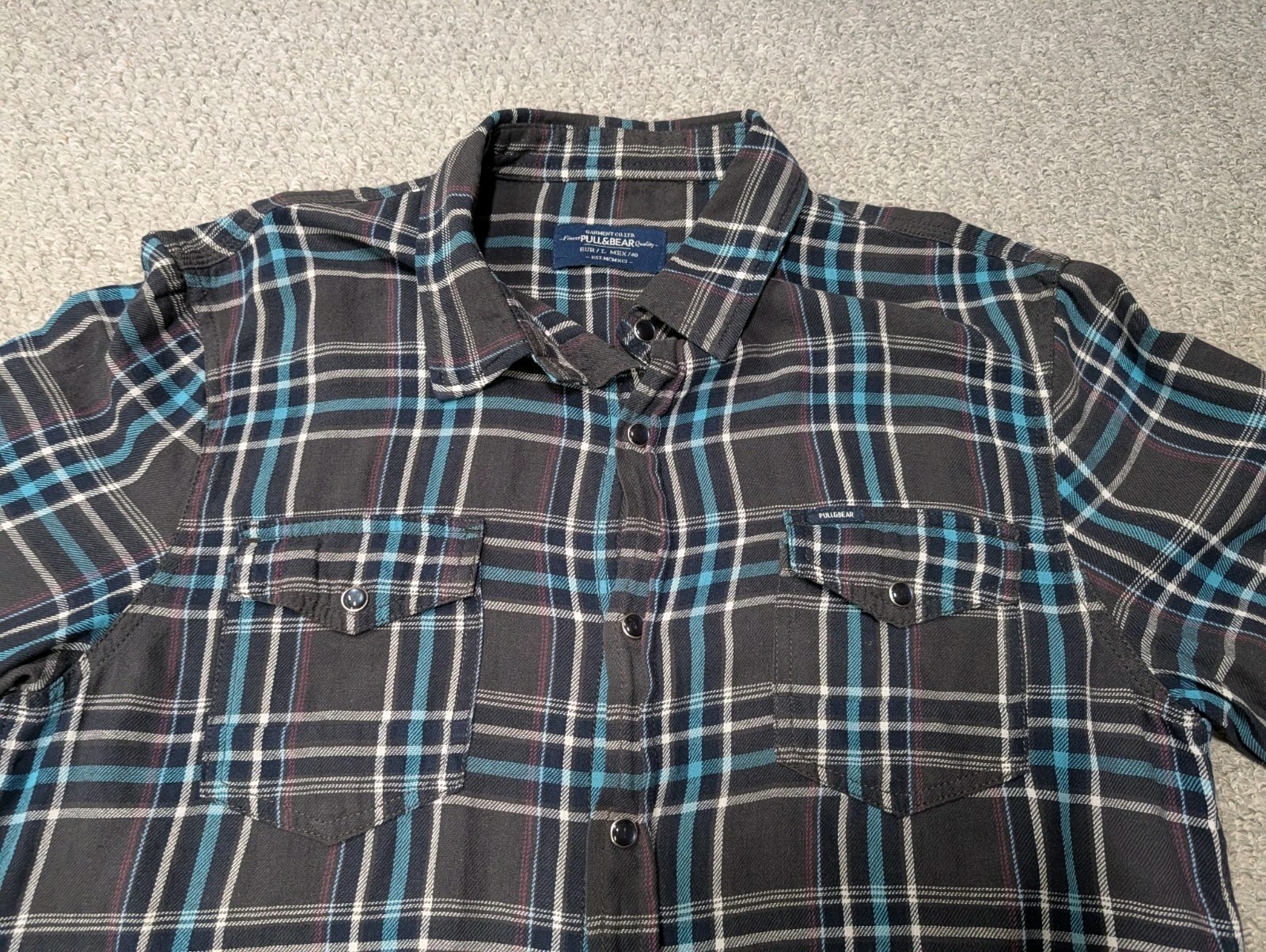Pull & Bear Men’s Grey Blue Plaid Flannel Worker Snap Button Shirt L