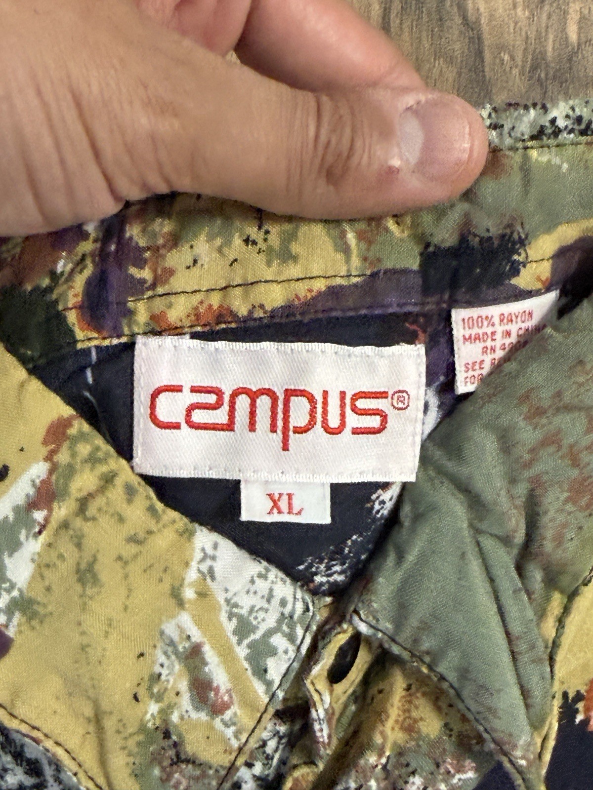 Vintage 90s Campus XL Abstract Art Multicolored Button Down Short Sleeve Shirt
